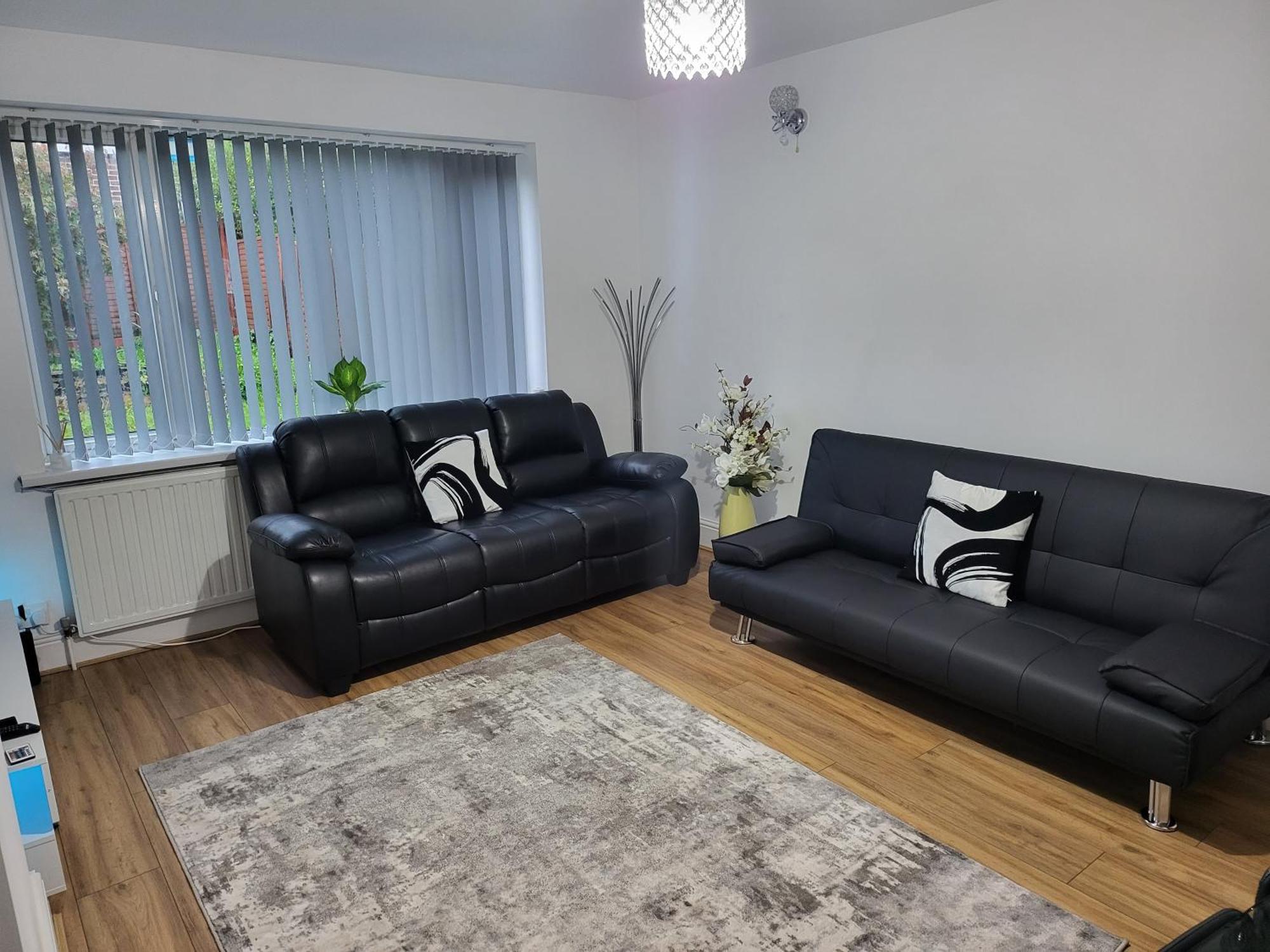 Spacious & Cosy Holiday Home In Μάντσεστερ Εξωτερικό φωτογραφία