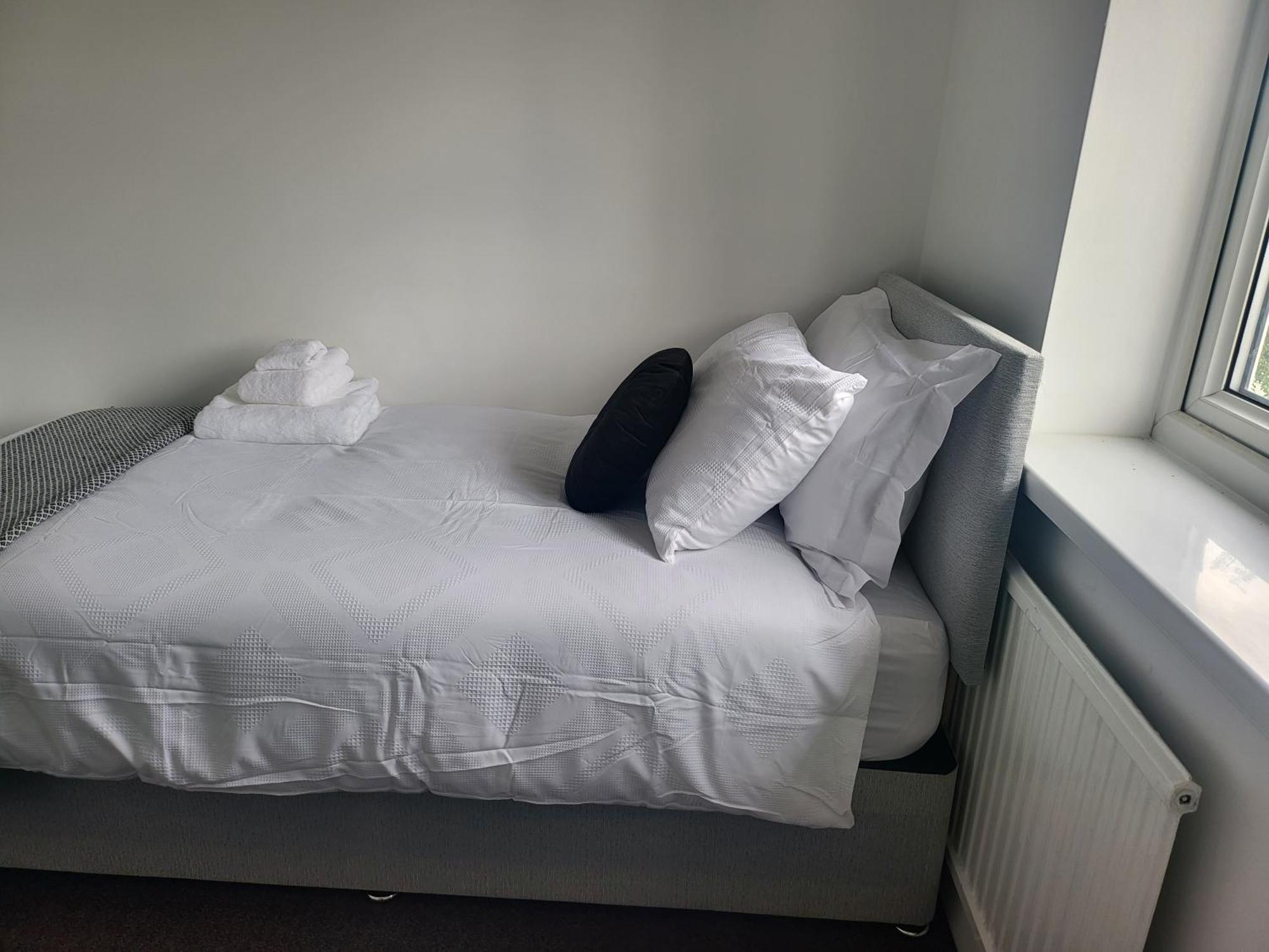 Spacious & Cosy Holiday Home In Μάντσεστερ Εξωτερικό φωτογραφία