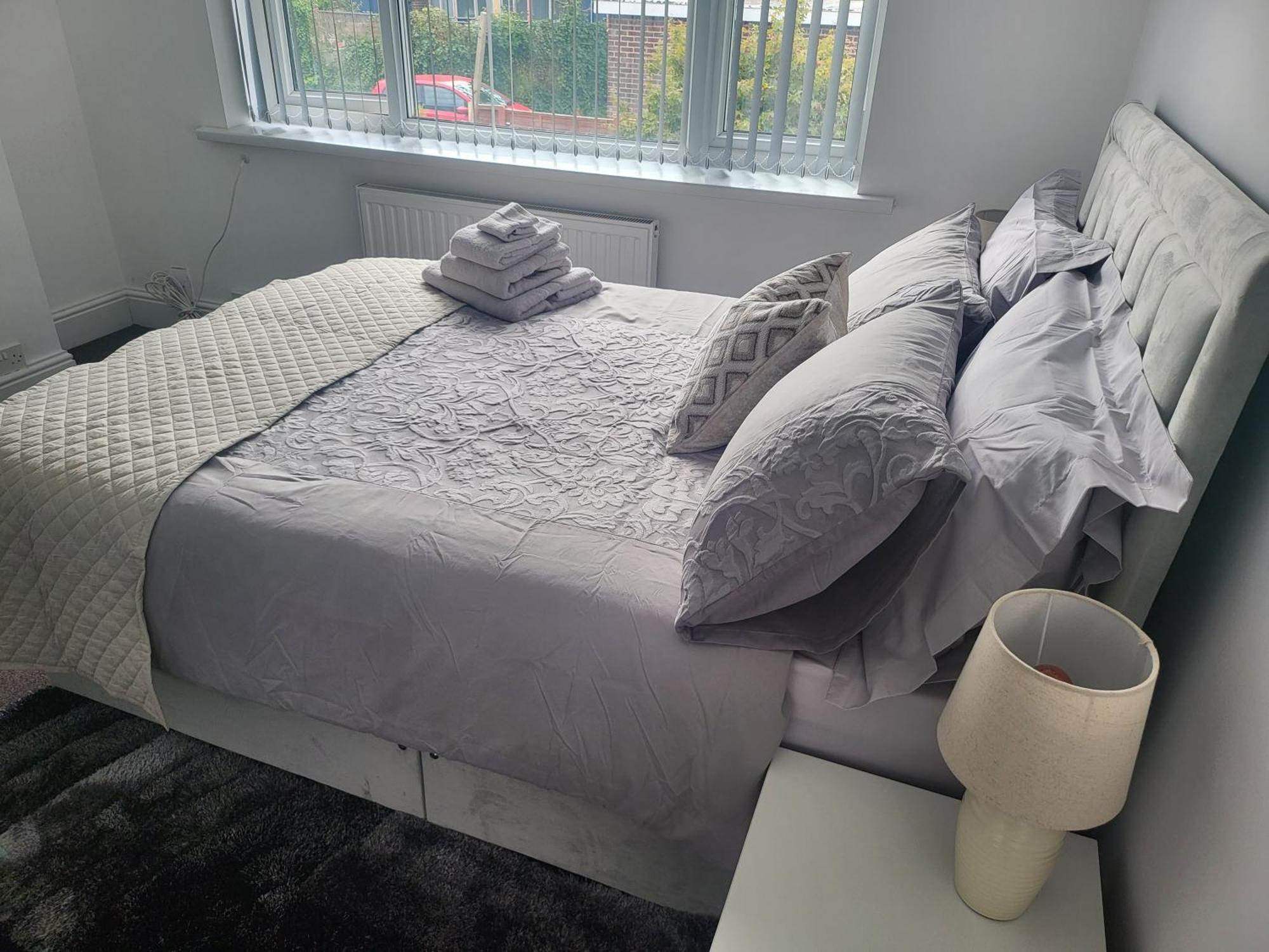 Spacious & Cosy Holiday Home In Μάντσεστερ Εξωτερικό φωτογραφία